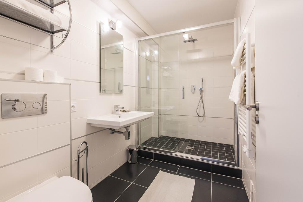 Les Appartements Paris Clichy Экстерьер фото