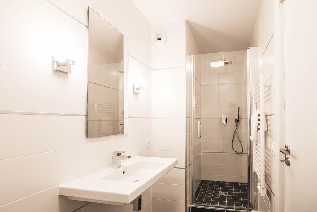 Les Appartements Paris Clichy Экстерьер фото
