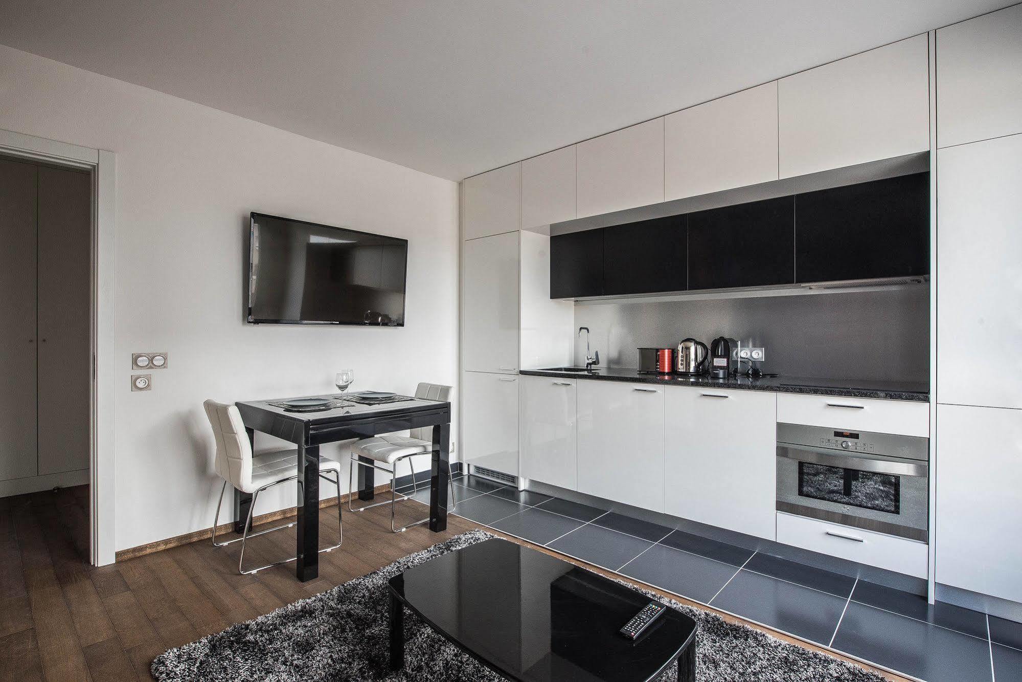 Les Appartements Paris Clichy Экстерьер фото